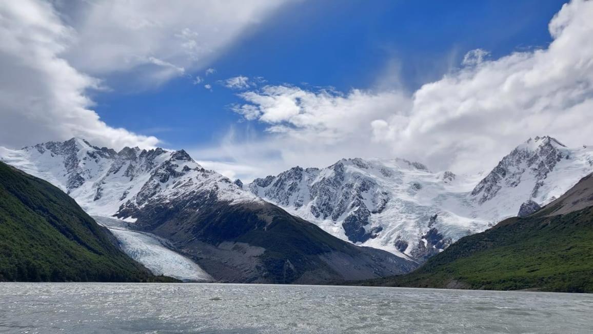 Отель Refugio De Glaciares Эль-Чальтен Экстерьер фото